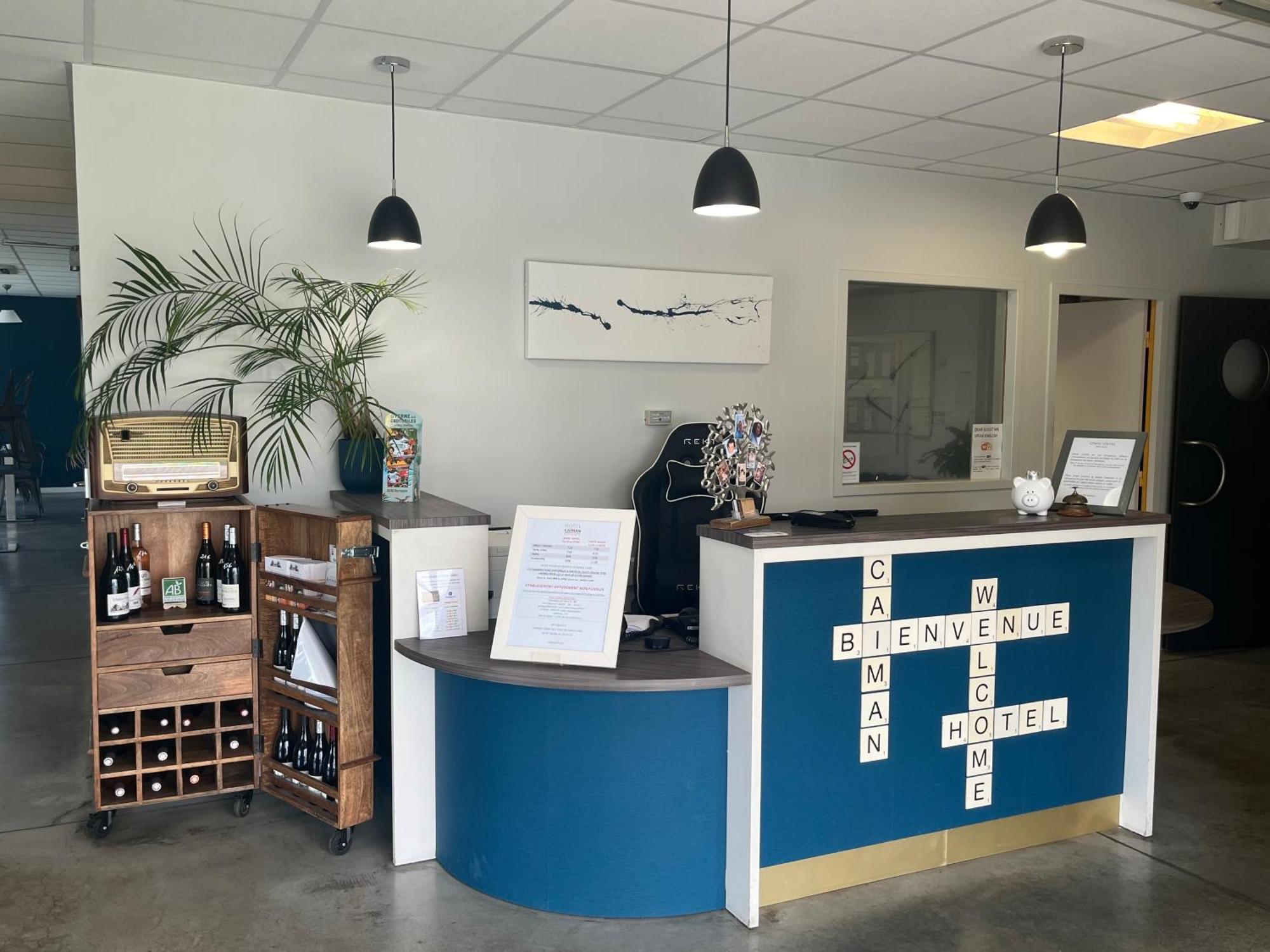 Hotel Caiman Pierrelatte Εξωτερικό φωτογραφία